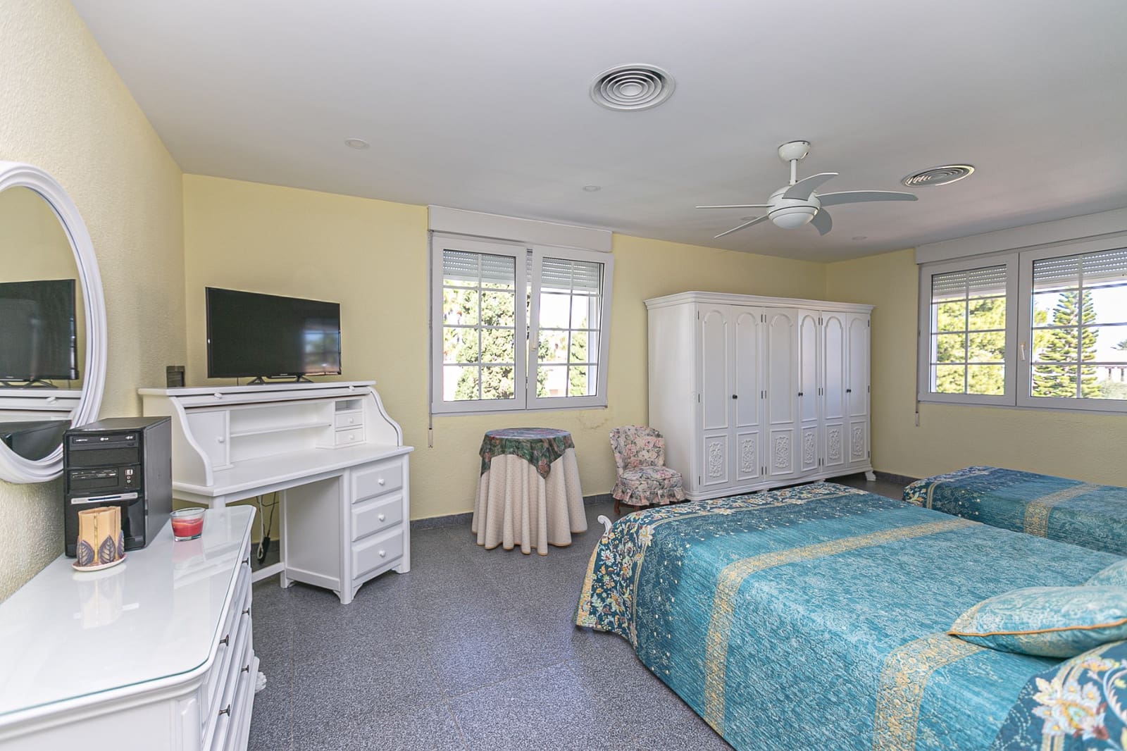 7 quarto Moradia para venda em Cabo Roig com piscina garagem - 1 490 000 € (Ref: 9363059)