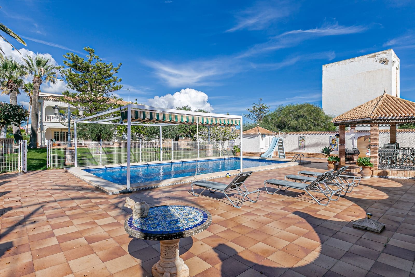 7 quarto Moradia para venda em Cabo Roig com piscina garagem - 1 490 000 € (Ref: 9363059)