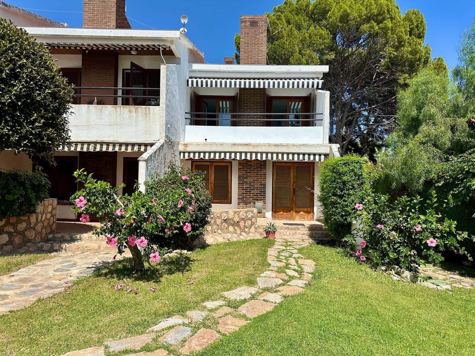 2 bedroom Apartment for sale in Villamartin - € 174,900 (Ref: 9370353)