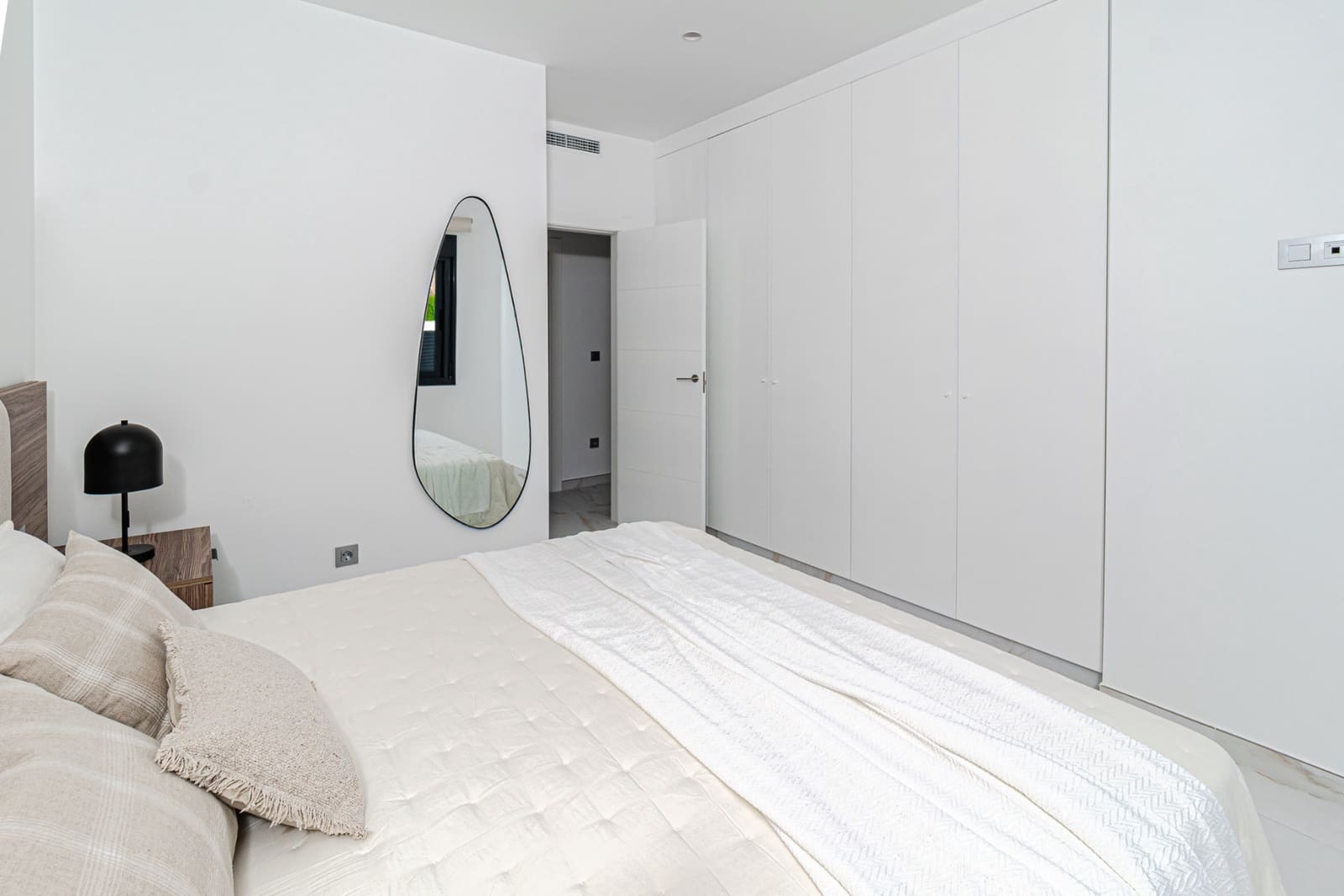 3 bedroom Villa for sale in Pinar de Campoverde with pool - € 422,500 (Ref: 9383603)