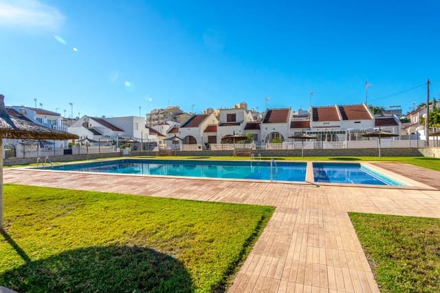 2 Zimmer Haus zu verkaufen in Torrevieja mit Pool - 159.000 € (Ref: 9400076)