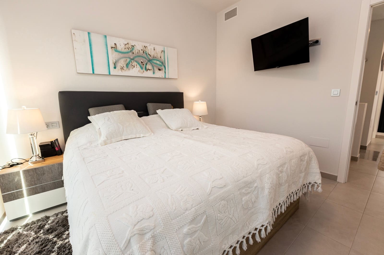 3 bedroom Villa for sale in Villamartin with pool - € 329,000 (Ref: 9403485)