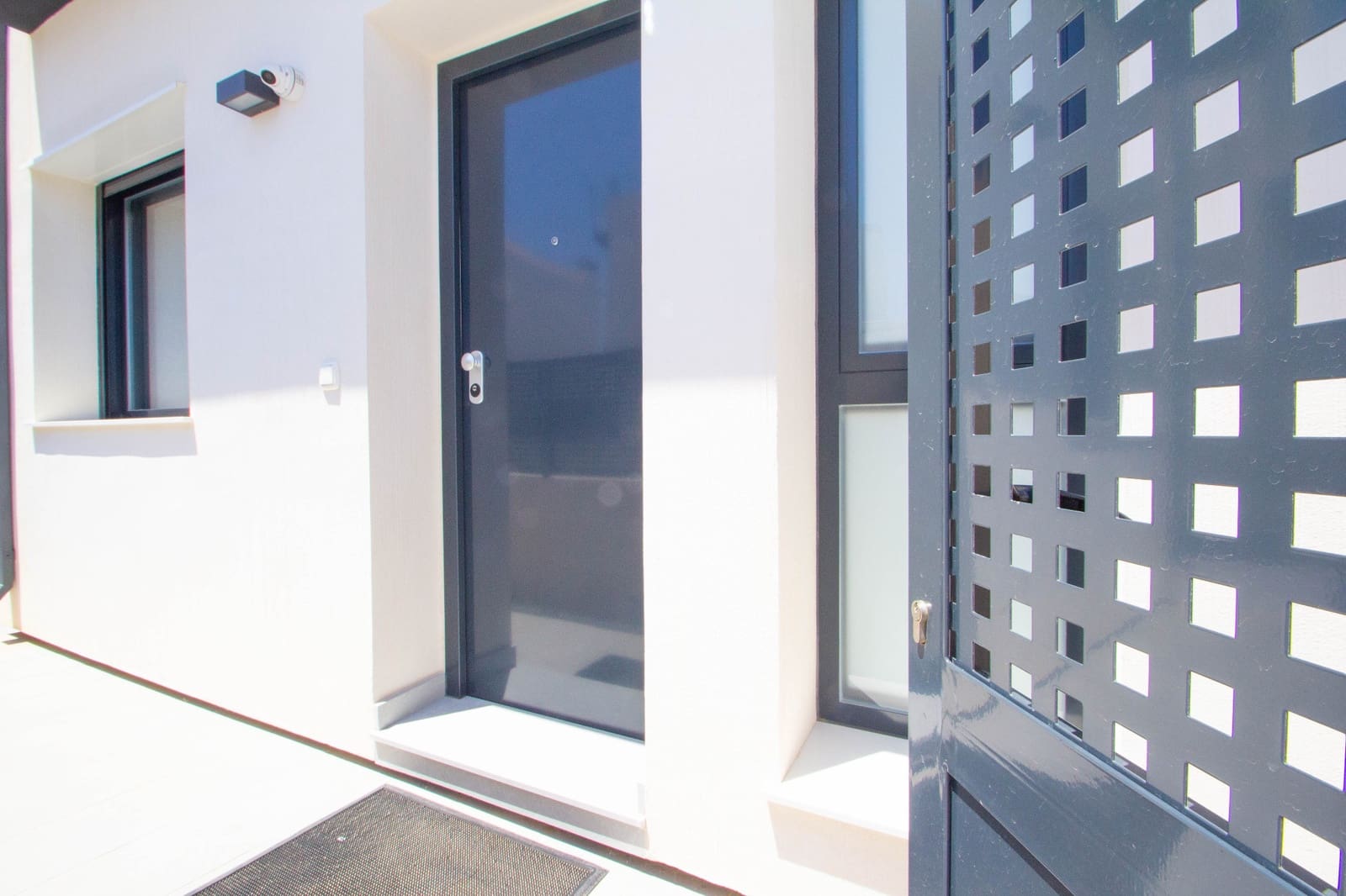 3 bedroom Villa for sale in Villamartin with pool - € 329,000 (Ref: 9403485)