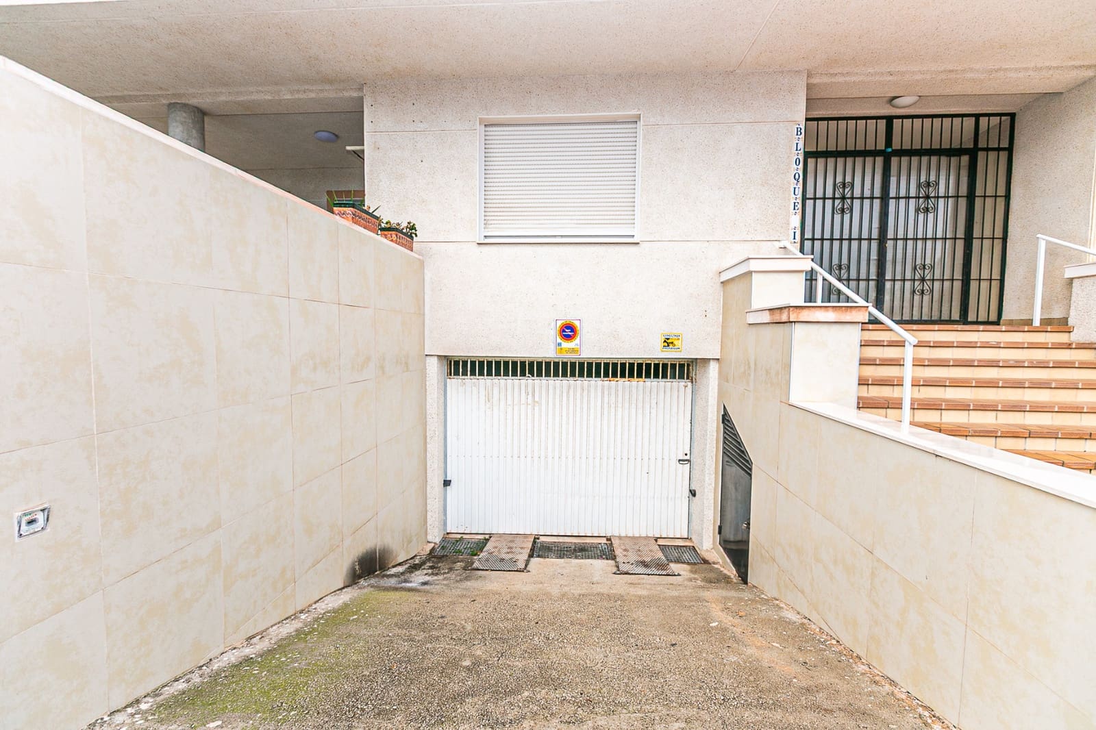 Garage til salg i Playa Flamenca - € 15.000 (Ref: 9411510)