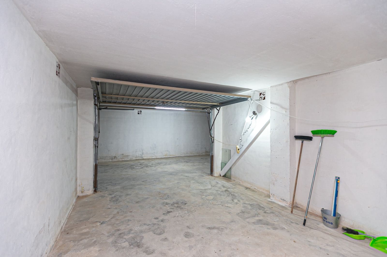 Garage til salg i Playa Flamenca - € 15.000 (Ref: 9411510)
