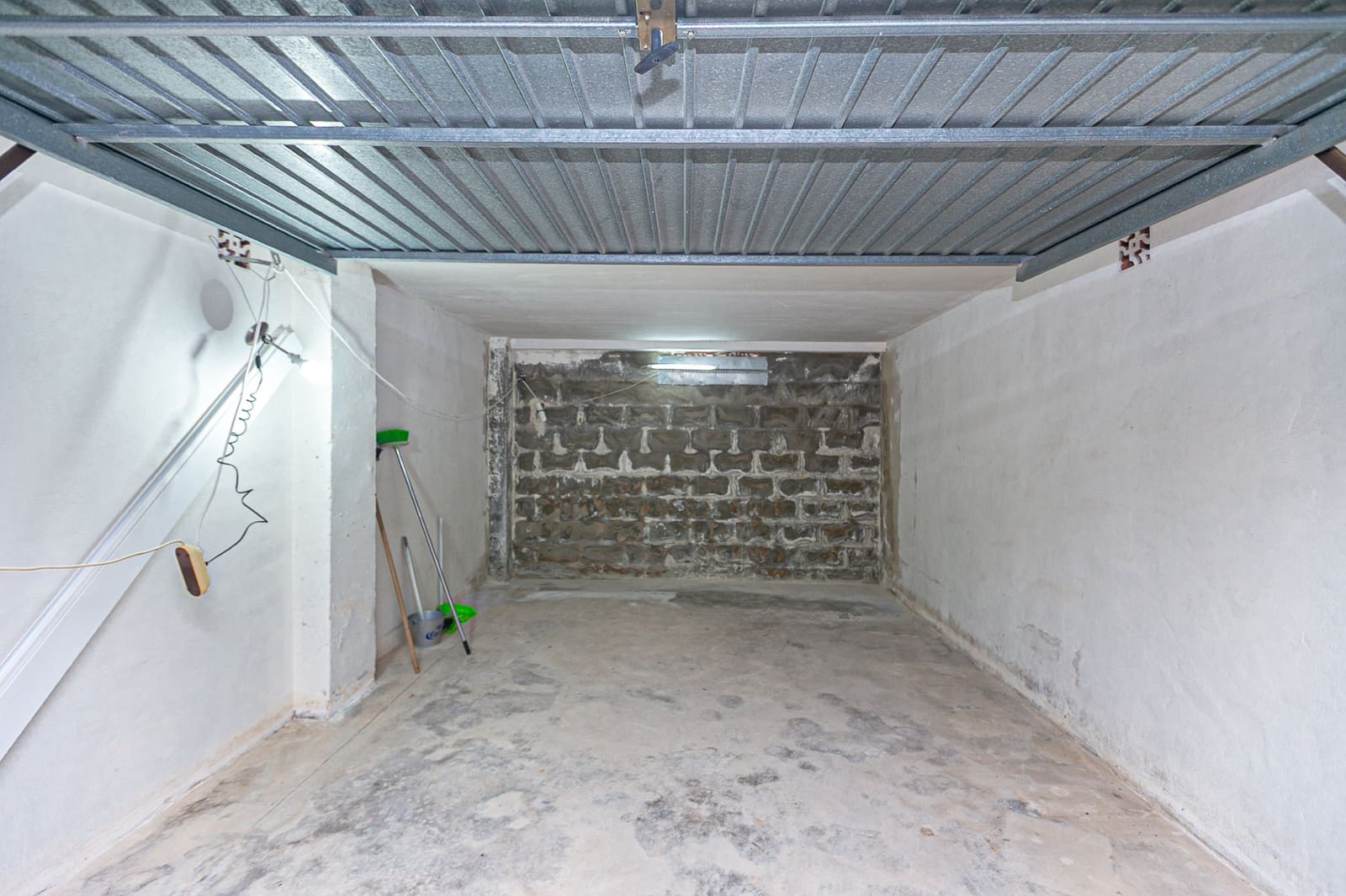 Garage til salg i Playa Flamenca - € 15.000 (Ref: 9411510)