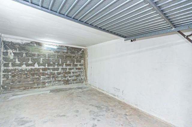 Garasje til salgs i Playa Flamenca, Orihuela - € 15 000 (Ref: 9411510)