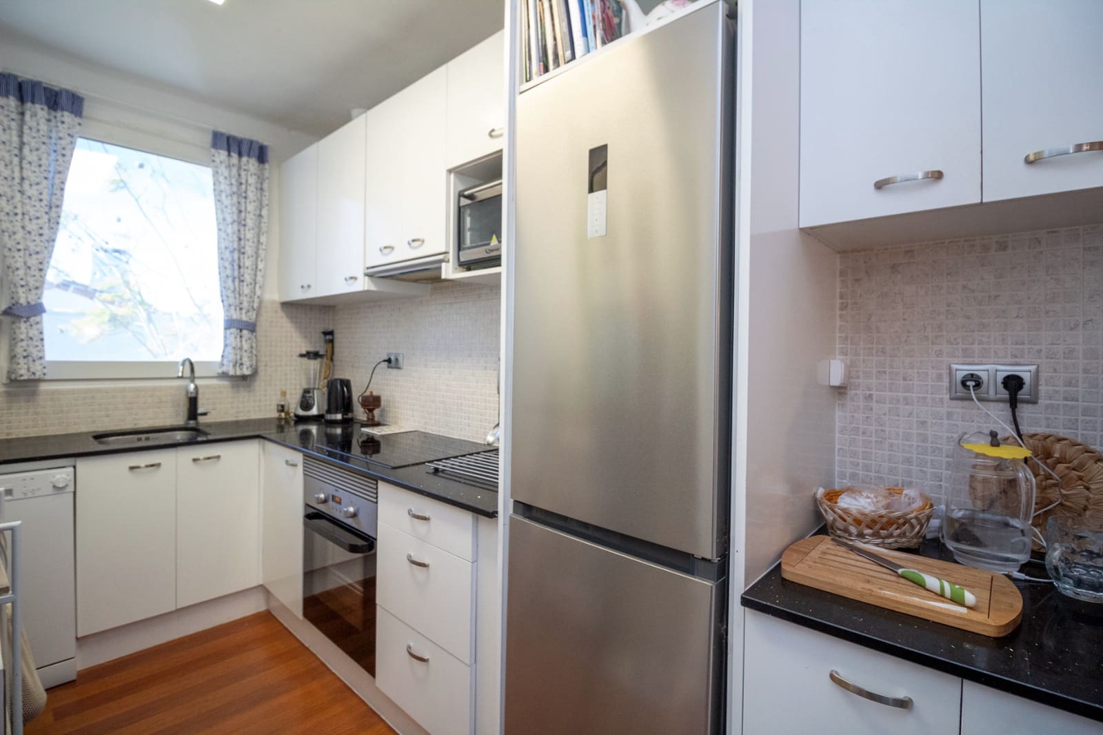 2 soveværelse Semi-Rækkehus til salg i Villamartin med swimmingpool - € 299.000 (Ref: 9413002)