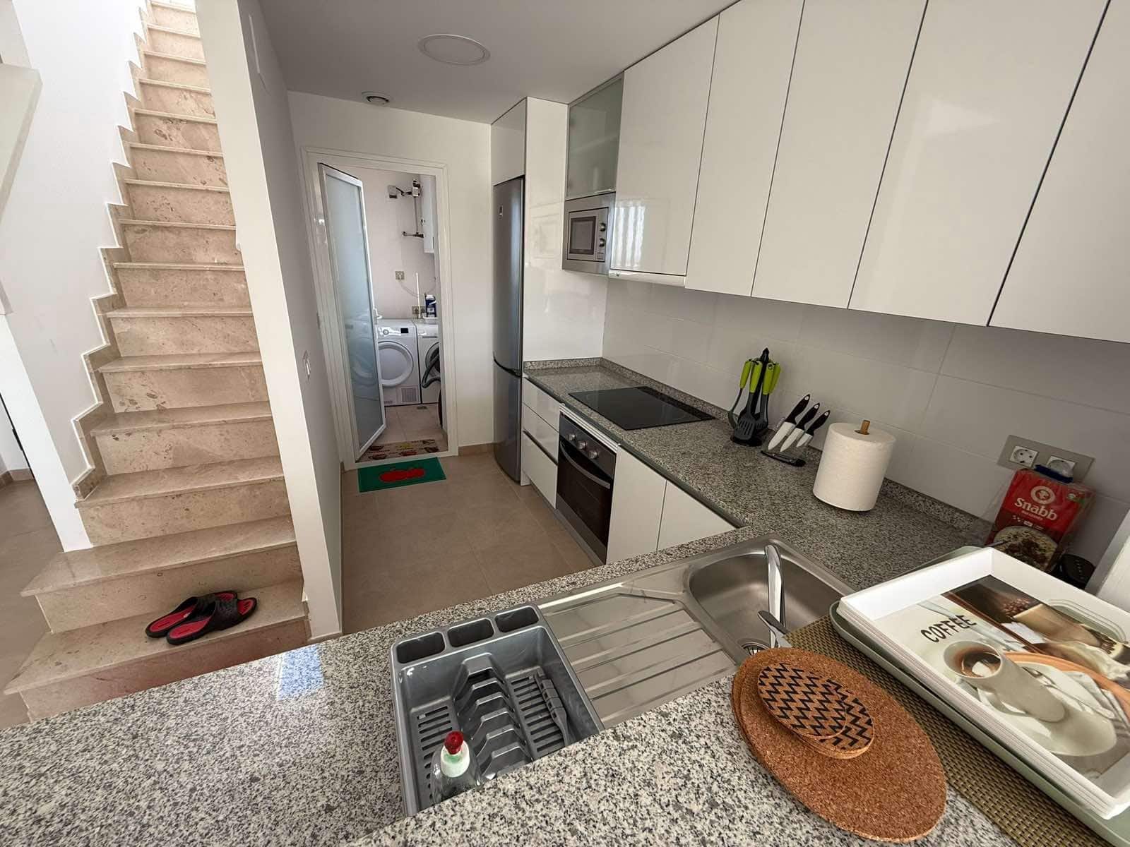 2 sovrum Takvåning till salu i Orihuela Costa med pool garage - 289 000 € (Ref: 9415060)