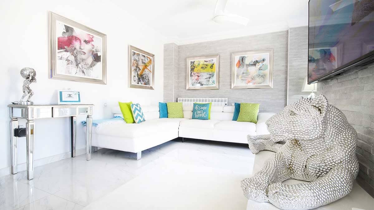 3 bedroom Villa for sale in Villamartin with pool - € 489,000 (Ref: 9417643)