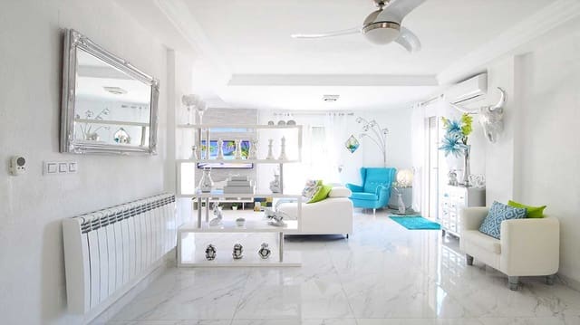 3 quarto Moradia para venda em Villamartin, Orihuela com piscina - 489 000 € (Ref: 9417643)