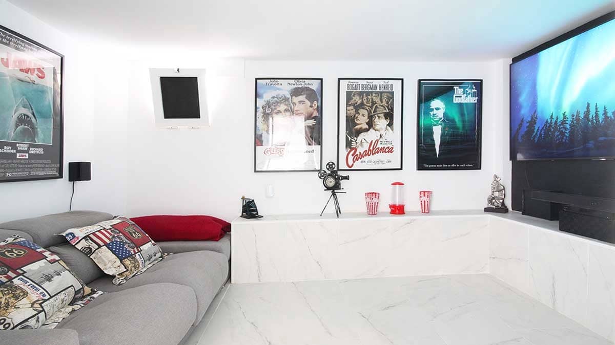 3 bedroom Villa for sale in Villamartin with pool - € 489,000 (Ref: 9417643)