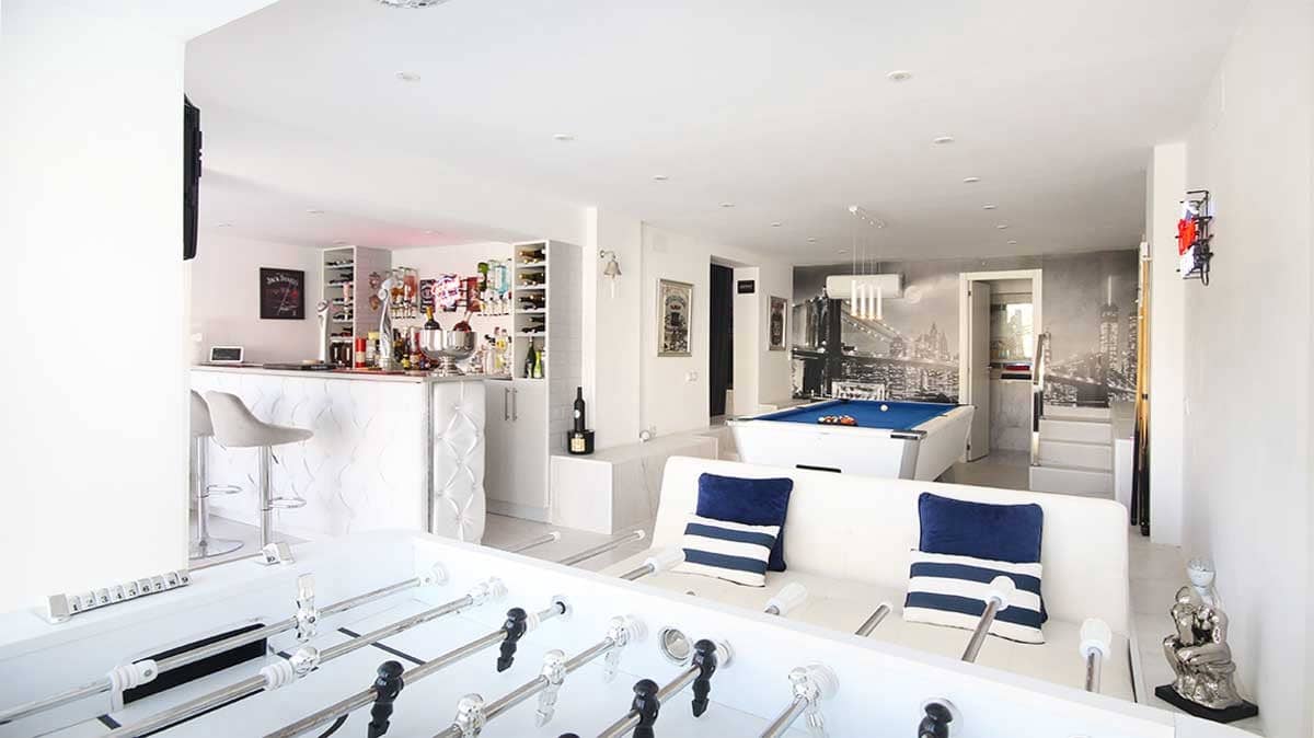 3 bedroom Villa for sale in Villamartin with pool - € 489,000 (Ref: 9417643)