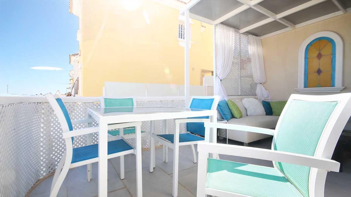 3 bedroom Villa for sale in Villamartin with pool - € 489,000 (Ref: 9417643)