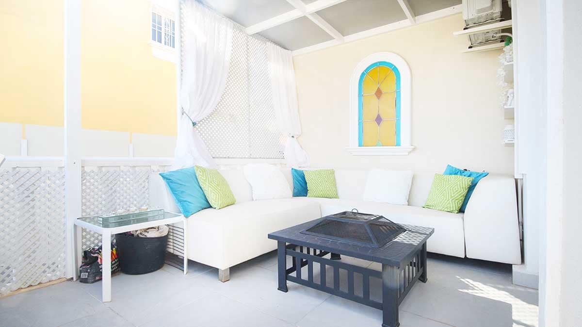 3 bedroom Villa for sale in Villamartin with pool - € 489,000 (Ref: 9417643)