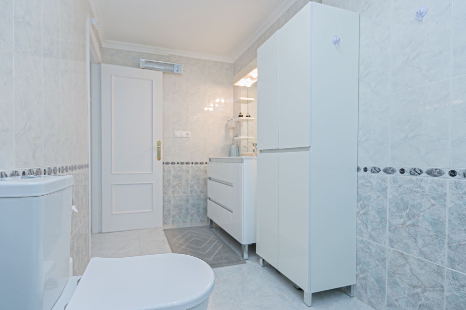 Apartamento de 2 habitaciones en Playa Flamenca en venta con piscina - 199.000 € (Ref: 9426429)