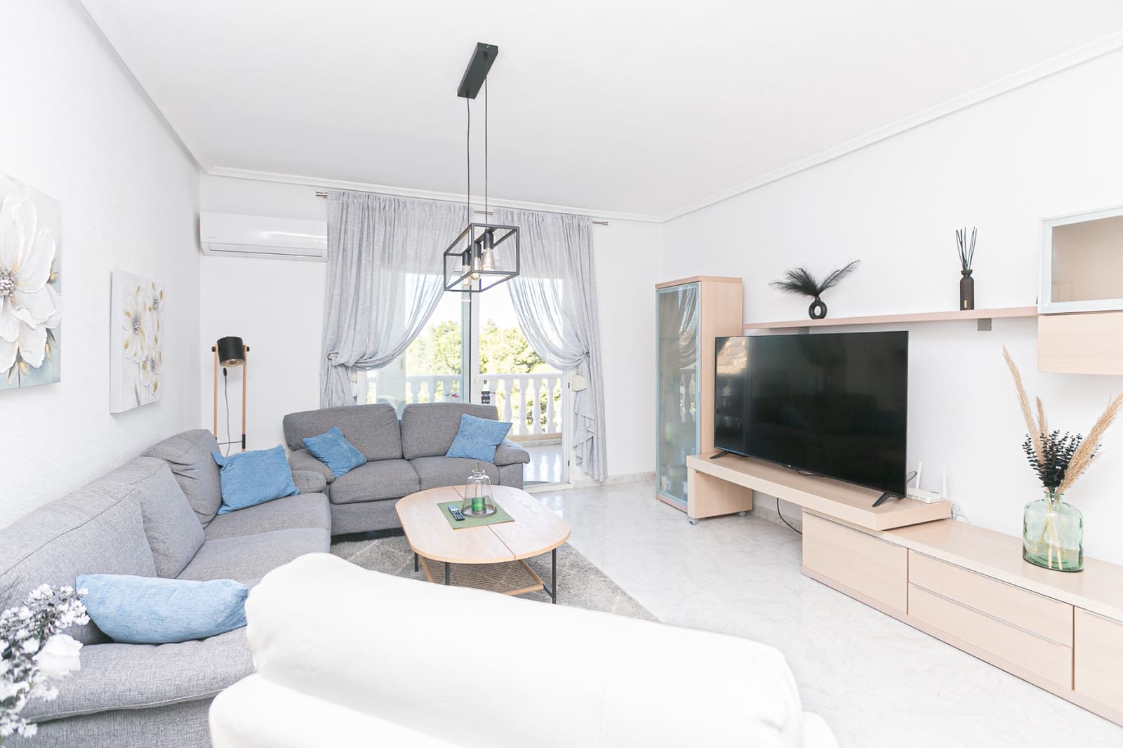 Apartamento de 2 habitaciones en Playa Flamenca en venta con piscina - 199.000 € (Ref: 9426429)