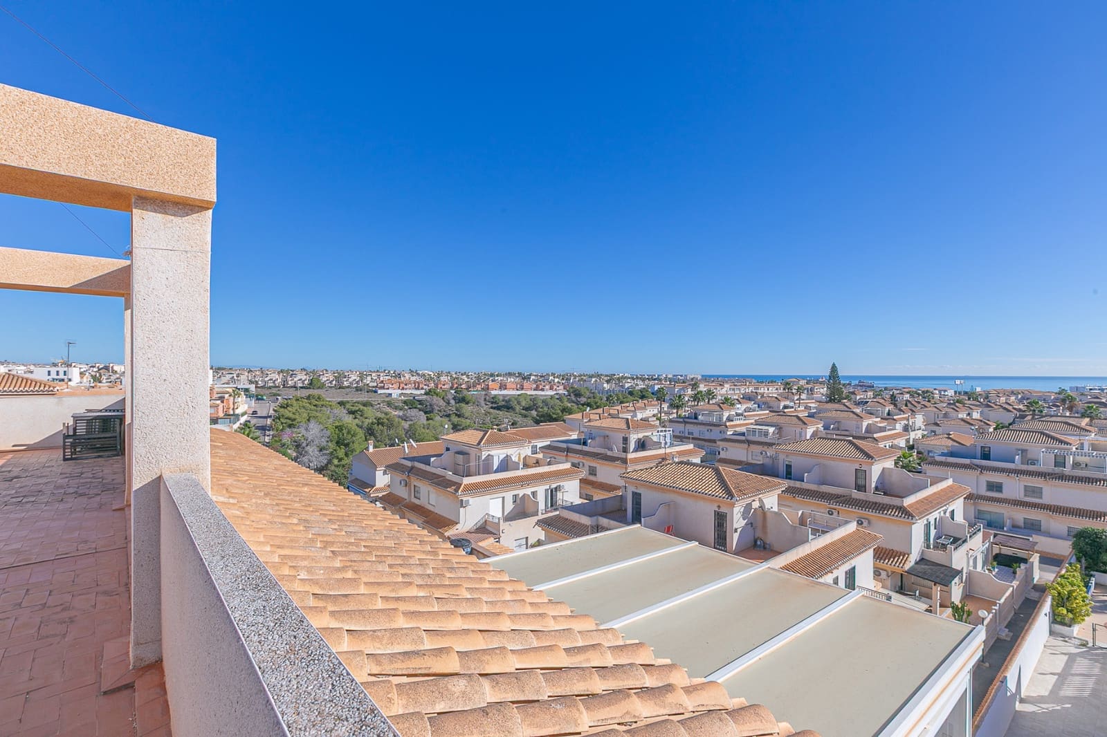 Apartamento de 2 habitaciones en Playa Flamenca en venta con piscina - 199.000 € (Ref: 9426429)