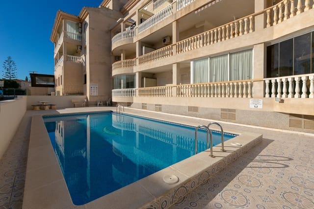 Apartamento de 2 habitaciones en Playa Flamenca, Orihuela en venta con piscina - 199.000 € (Ref: 9426429)
