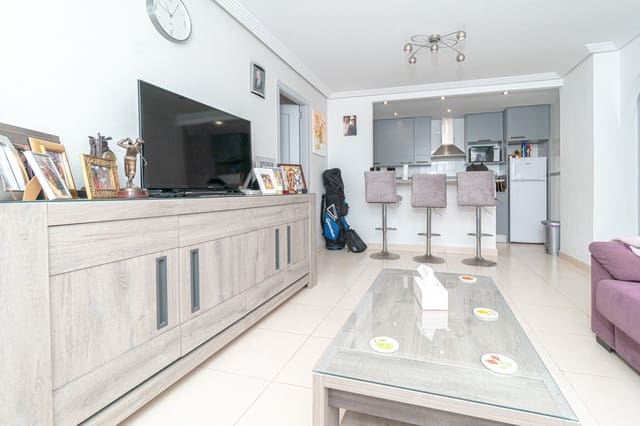 2 slaapkamer Appartement te koop in Playa Flamenca, Orihuela met zwembad - € 219.000 (Ref: 9432462)