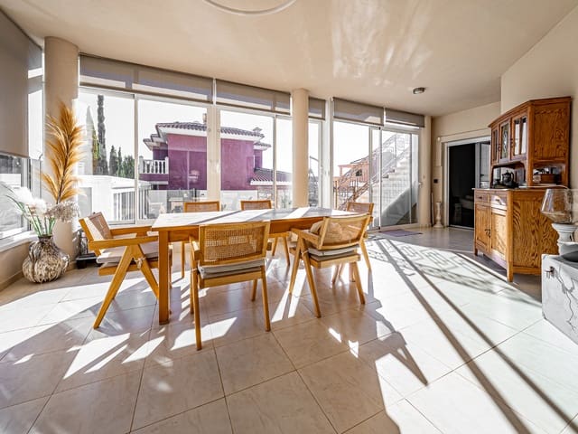 3 bedroom Villa for sale in Ciudad Quesada, Rojales with pool - € 799,000 (Ref: 9438071)