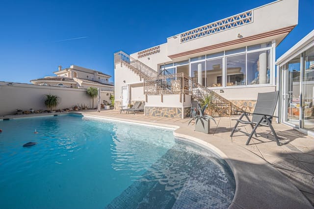 3 bedroom Villa for sale in Ciudad Quesada, Rojales with pool - € 799,000 (Ref: 9438071)