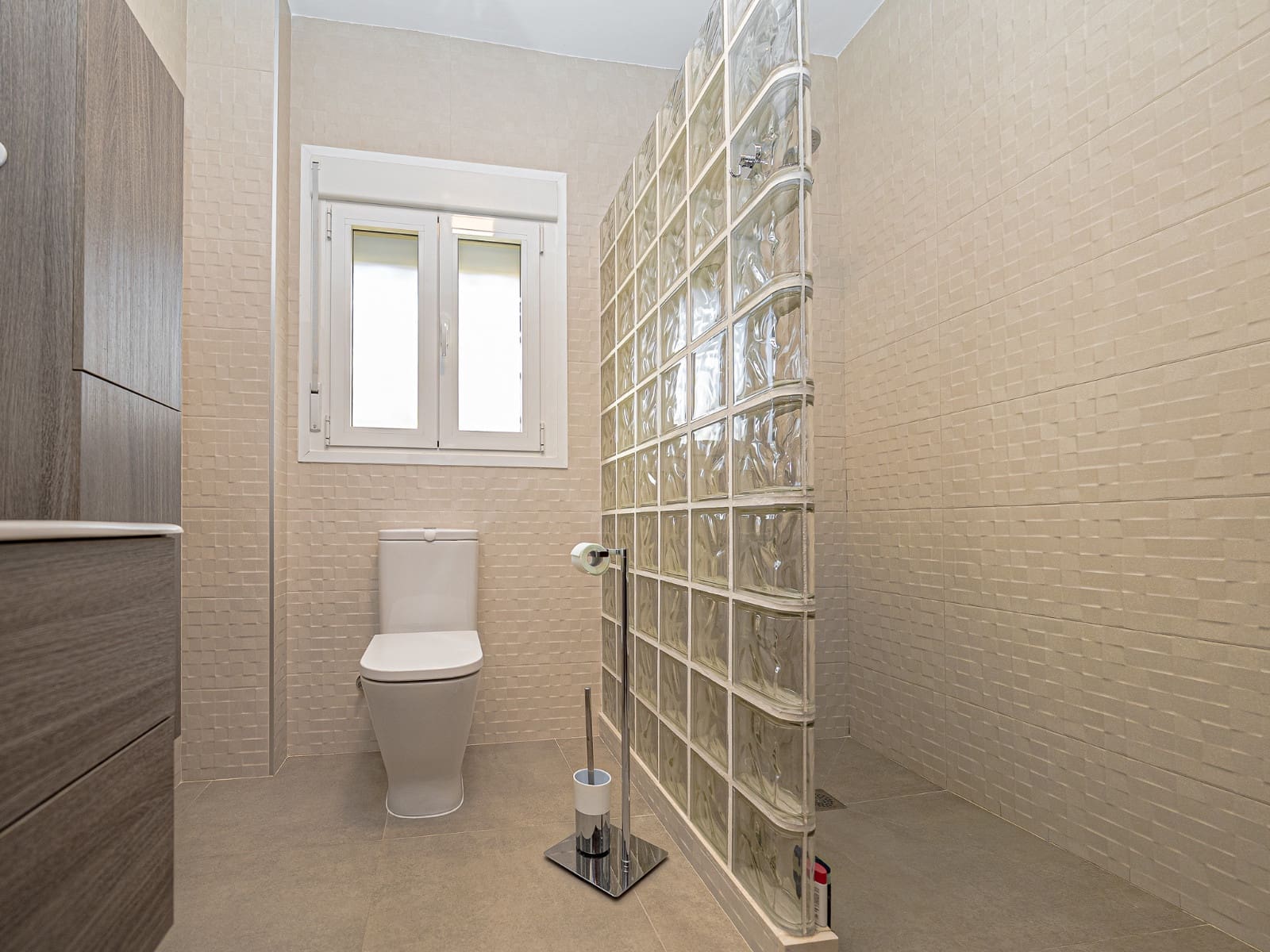 3 bedroom Villa for sale in Ciudad Quesada with pool - € 799,000 (Ref: 9438071)