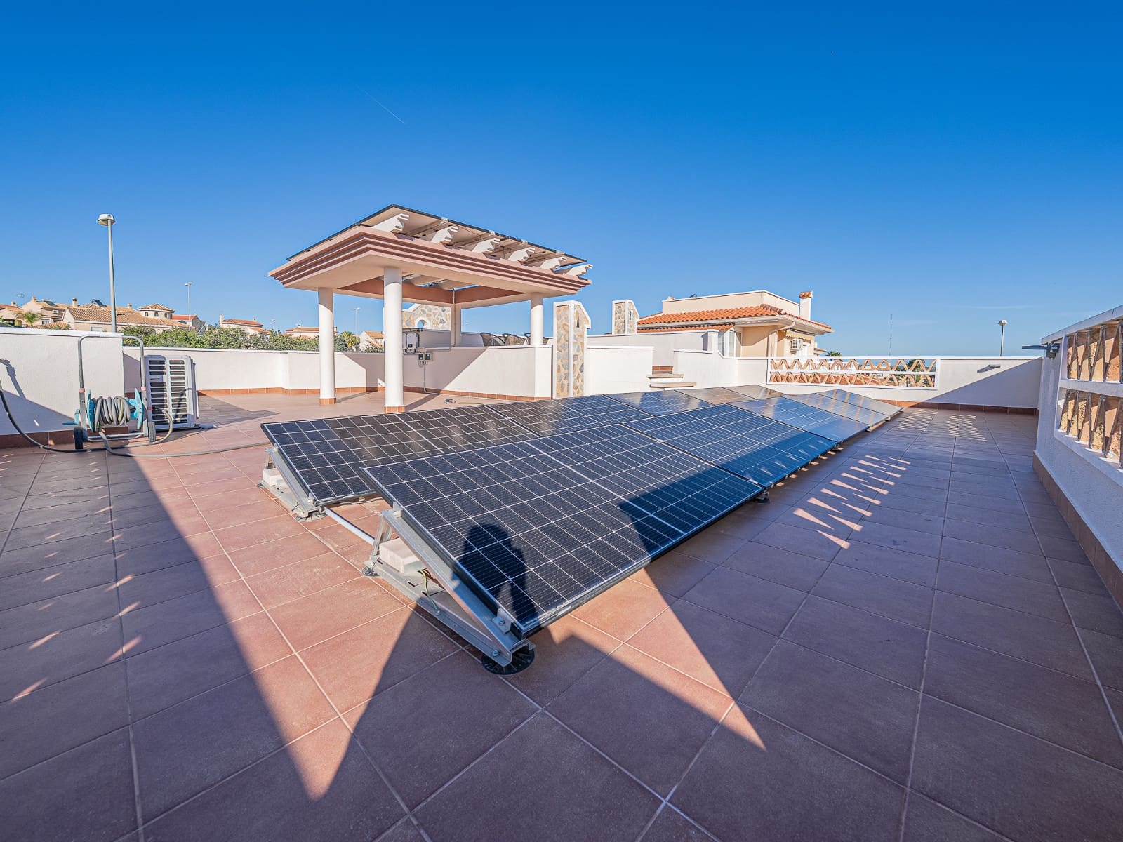 3 bedroom Villa for sale in Ciudad Quesada with pool - € 799,000 (Ref: 9438071)