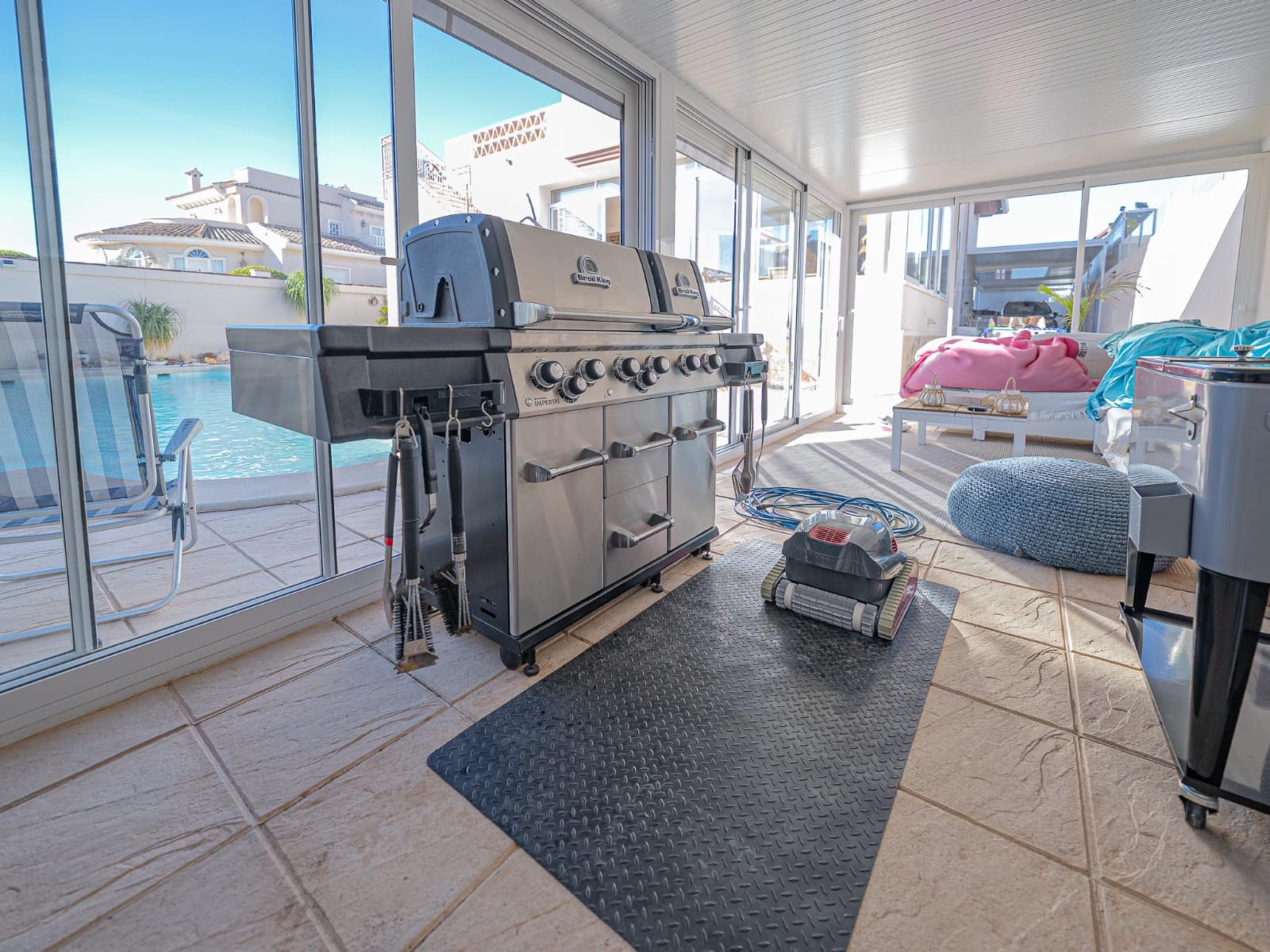 3 bedroom Villa for sale in Ciudad Quesada with pool - € 799,000 (Ref: 9438071)