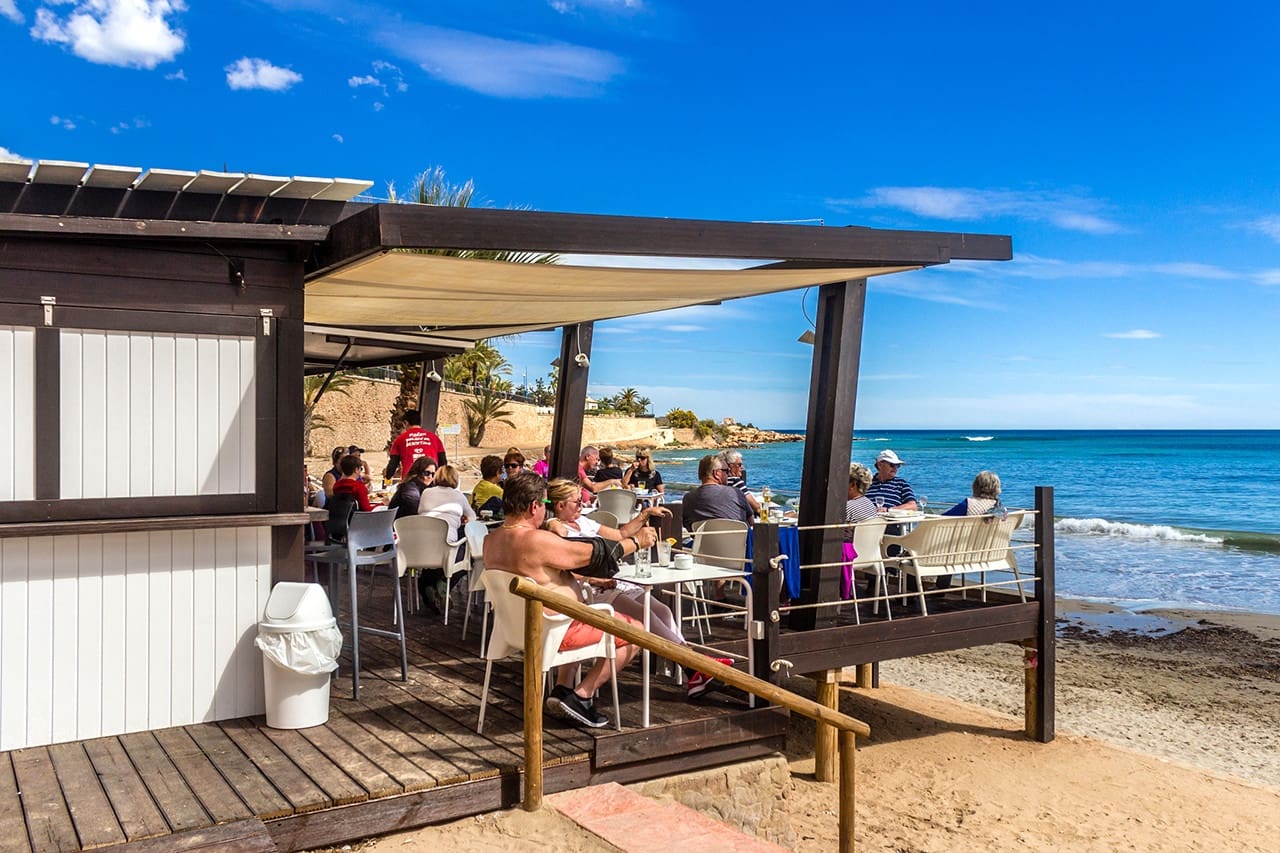 3 bedroom Terraced Villa for sale in Los Altos with pool - € 210,000 (Ref: 9444791)