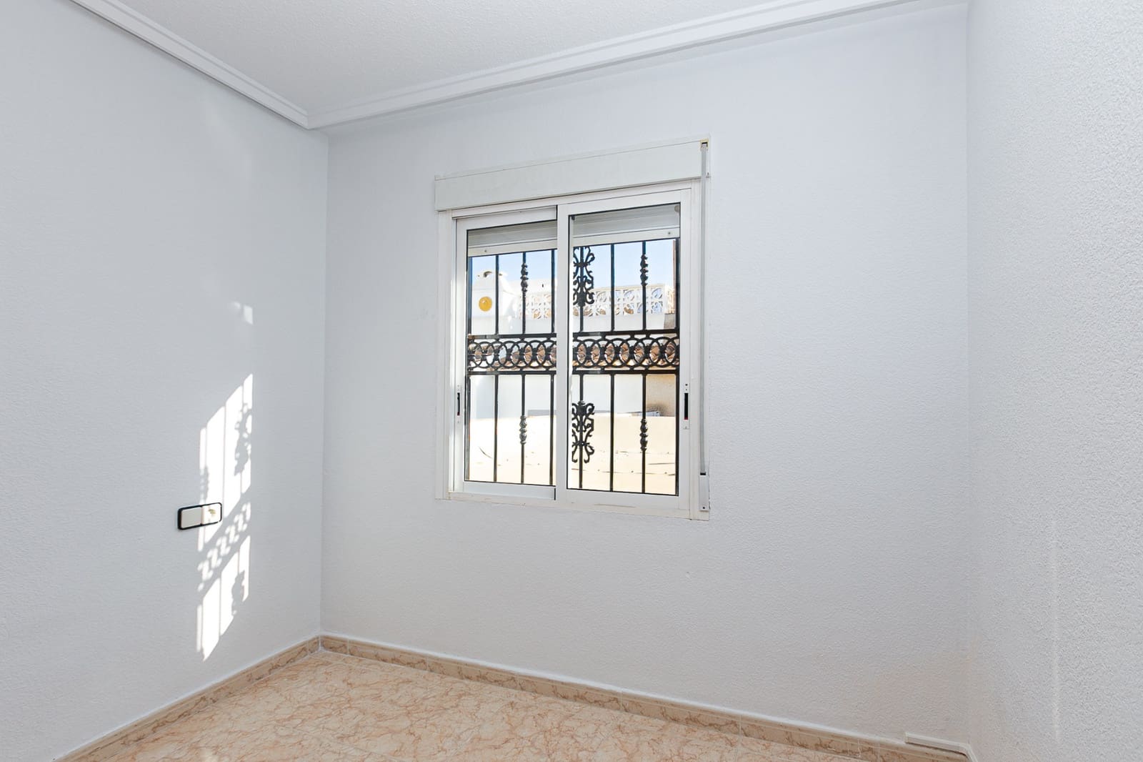 3 bedroom Terraced Villa for sale in Los Altos with pool - € 210,000 (Ref: 9444791)