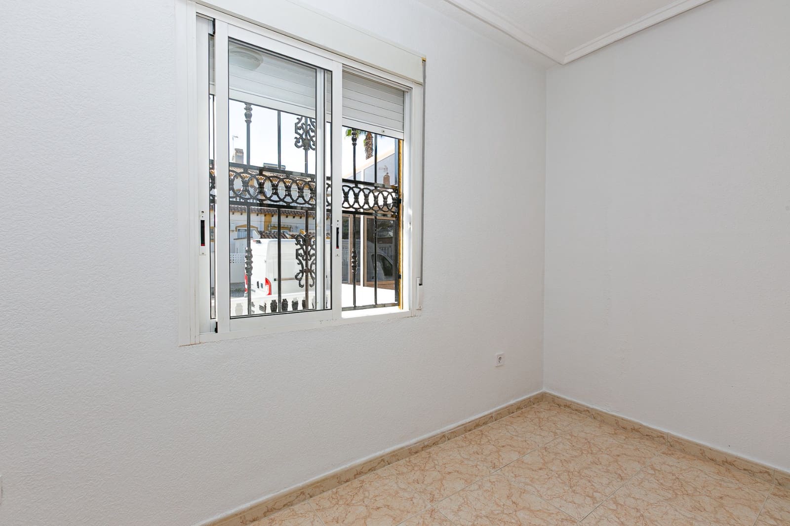 3 bedroom Terraced Villa for sale in Los Altos with pool - € 210,000 (Ref: 9444791)