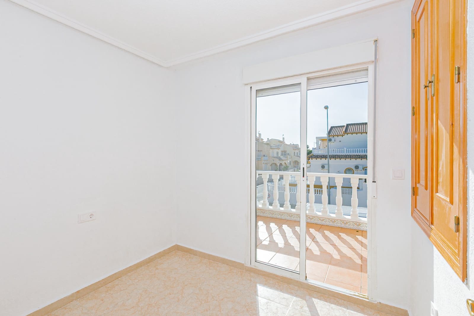 3 bedroom Terraced Villa for sale in Los Altos with pool - € 210,000 (Ref: 9444791)