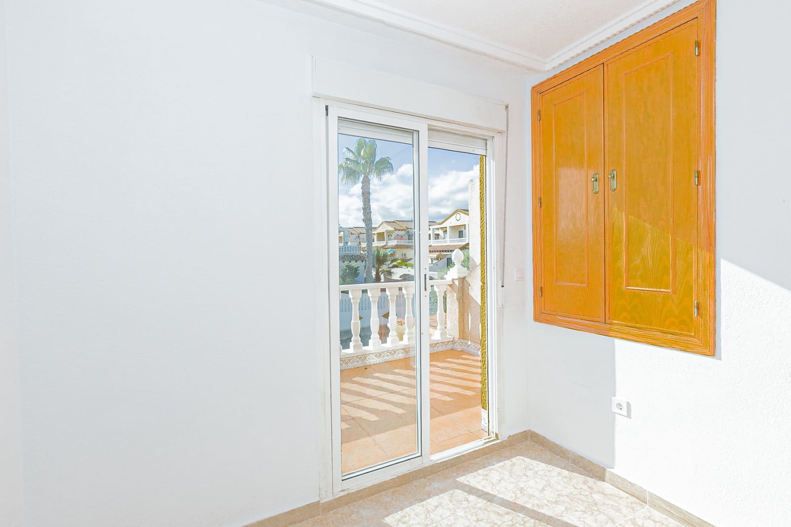 3 bedroom Terraced Villa for sale in Los Altos with pool - € 210,000 (Ref: 9444791)