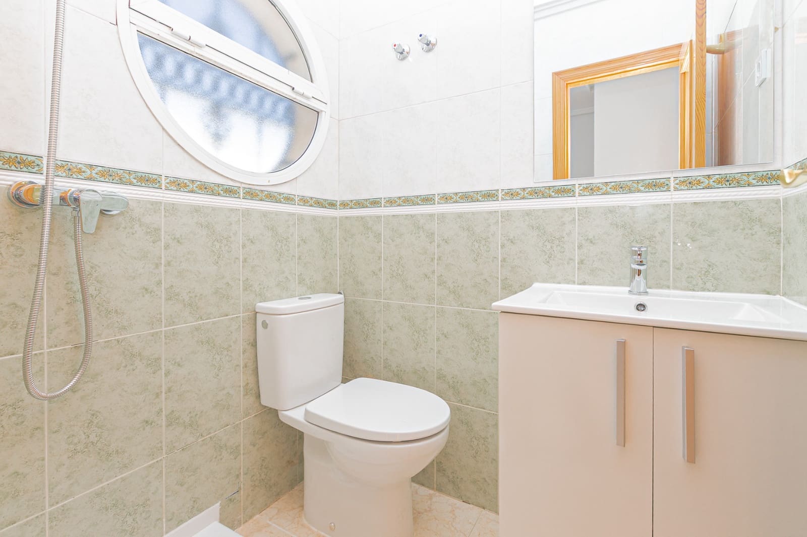 3 bedroom Terraced Villa for sale in Los Altos with pool - € 210,000 (Ref: 9444791)