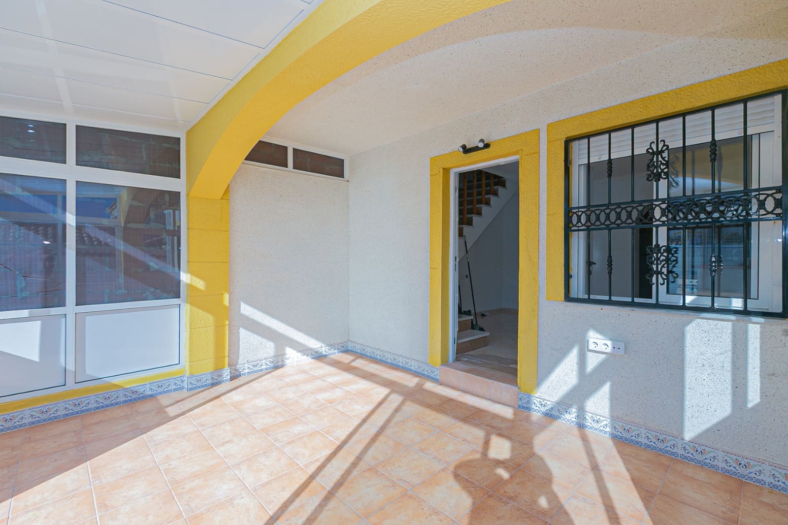 3 bedroom Terraced Villa for sale in Los Altos with pool - € 210,000 (Ref: 9444791)