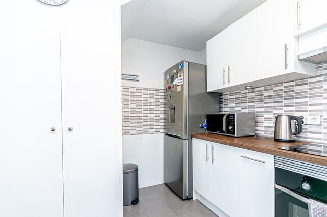 2 soveværelse Bungalow til salg i La Zenia, Orihuela med swimmingpool - € 165.000 (Ref: 9449996)