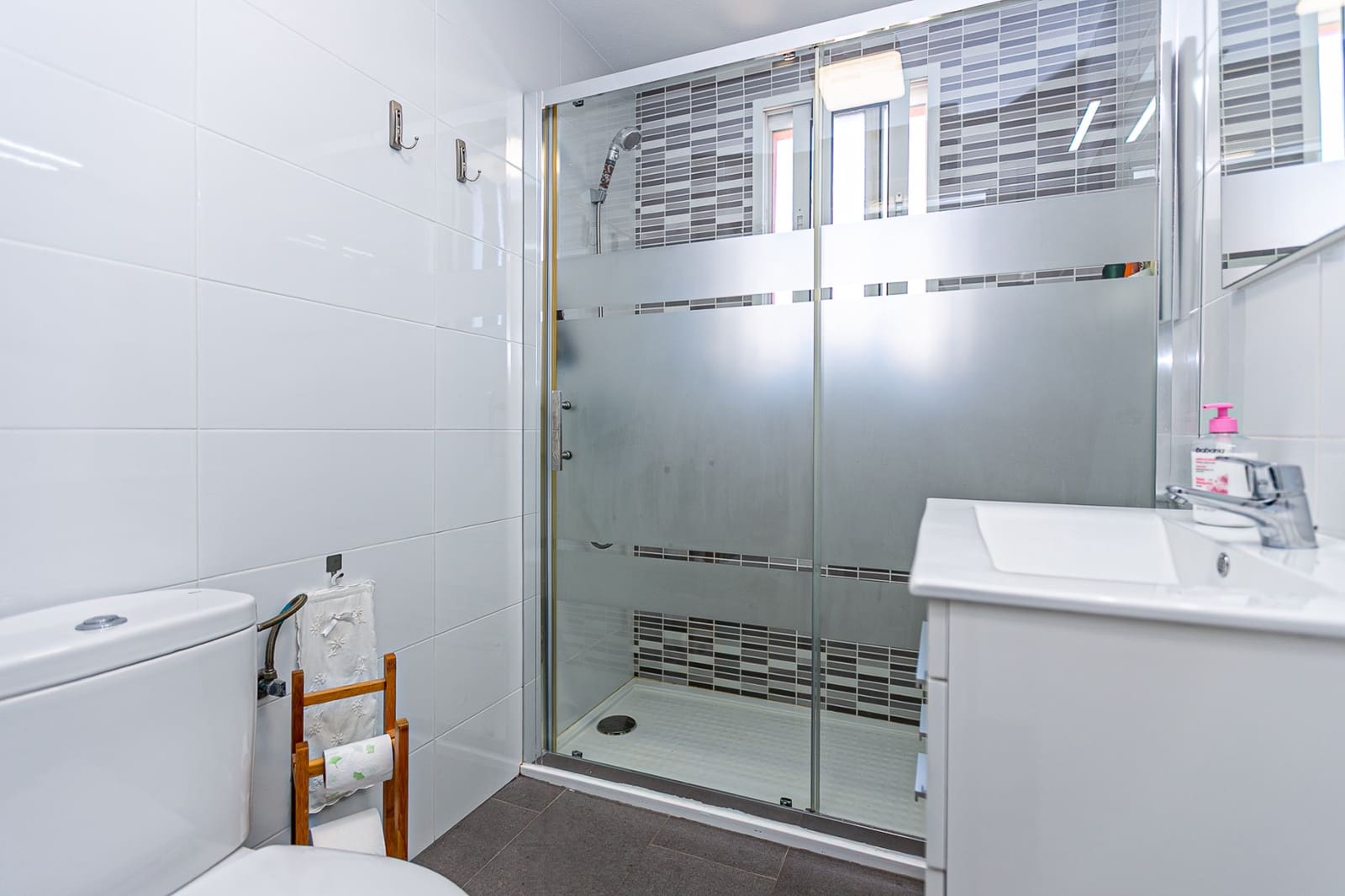 2 soveværelse Bungalow til salg i La Zenia med swimmingpool - € 165.000 (Ref: 9449996)