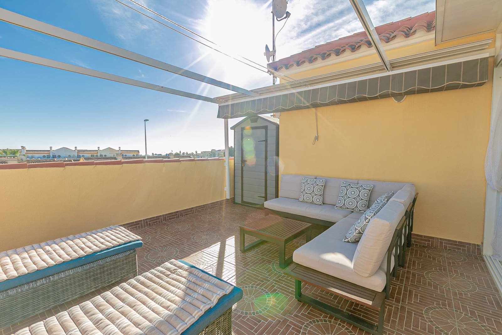2 soveværelse Bungalow til salg i La Zenia med swimmingpool - € 165.000 (Ref: 9449996)