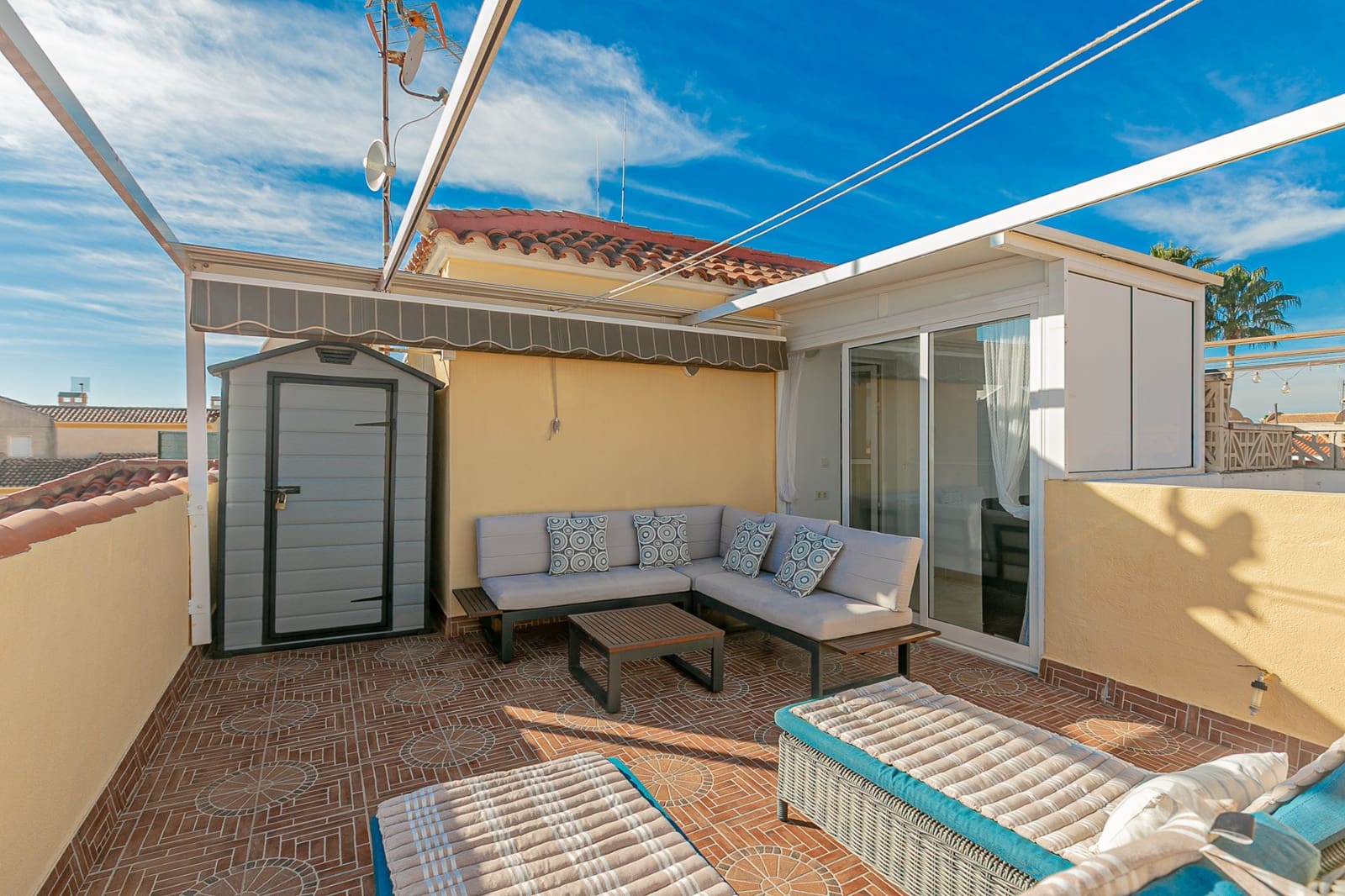 2 soveværelse Bungalow til salg i La Zenia med swimmingpool - € 165.000 (Ref: 9449996)