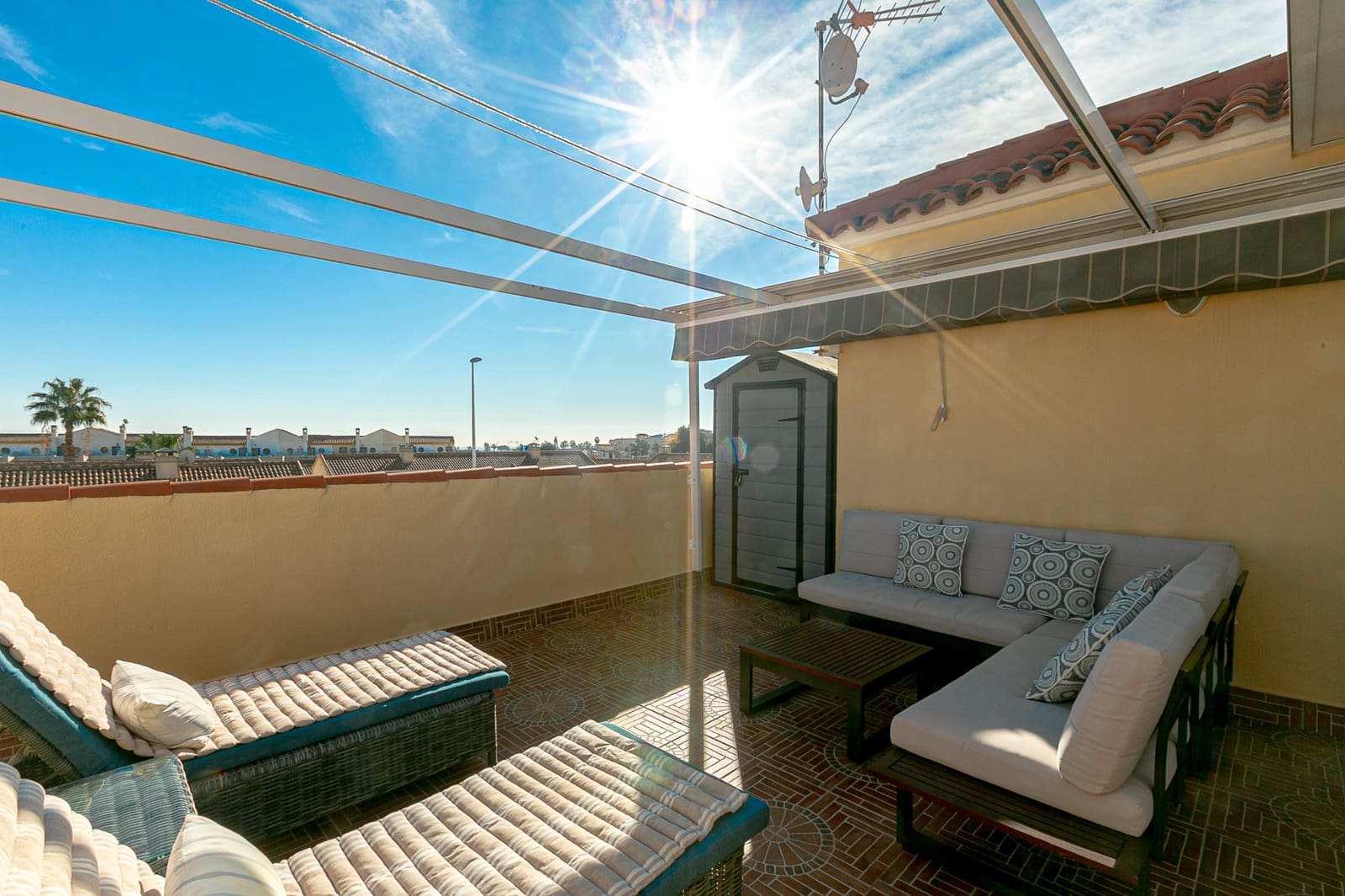 2 soveværelse Bungalow til salg i La Zenia med swimmingpool - € 165.000 (Ref: 9449996)