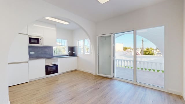 2 Zimmer Bungalow zu verkaufen in Villamartin, Orihuela - 199.000 € (Ref: 9459802)