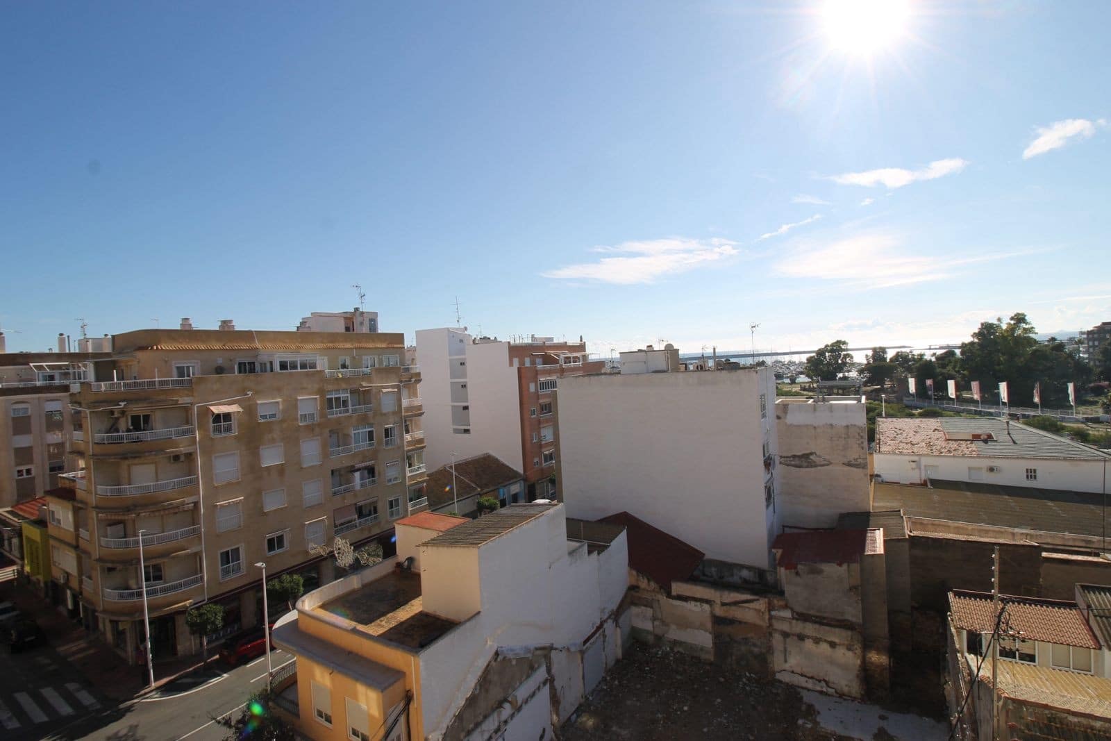 Apartamento de 3 habitaciones en Torrevieja en venta - 160.000 € (Ref: 9467649)