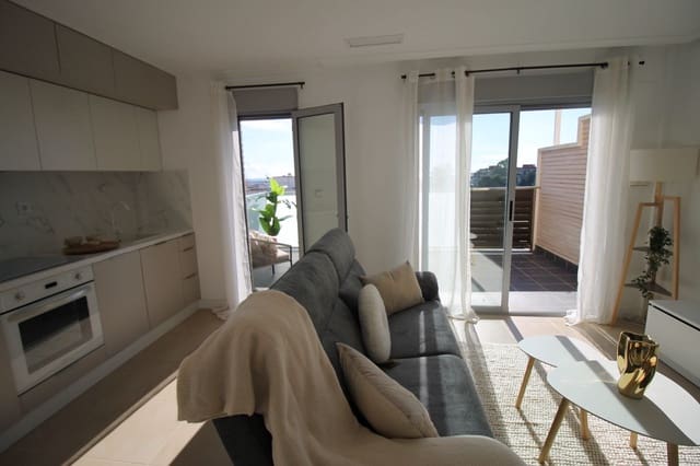 3 bedroom Apartment for sale in Puerto Deportivo, Torrevieja - € 160,000 (Ref: 9467649)