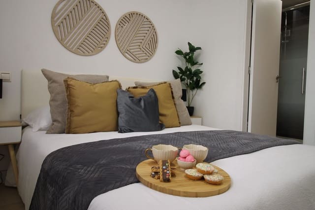 Apartamento de 3 habitaciones en Puerto Deportivo, Torrevieja en venta - 155.000 € (Ref: 9467650)