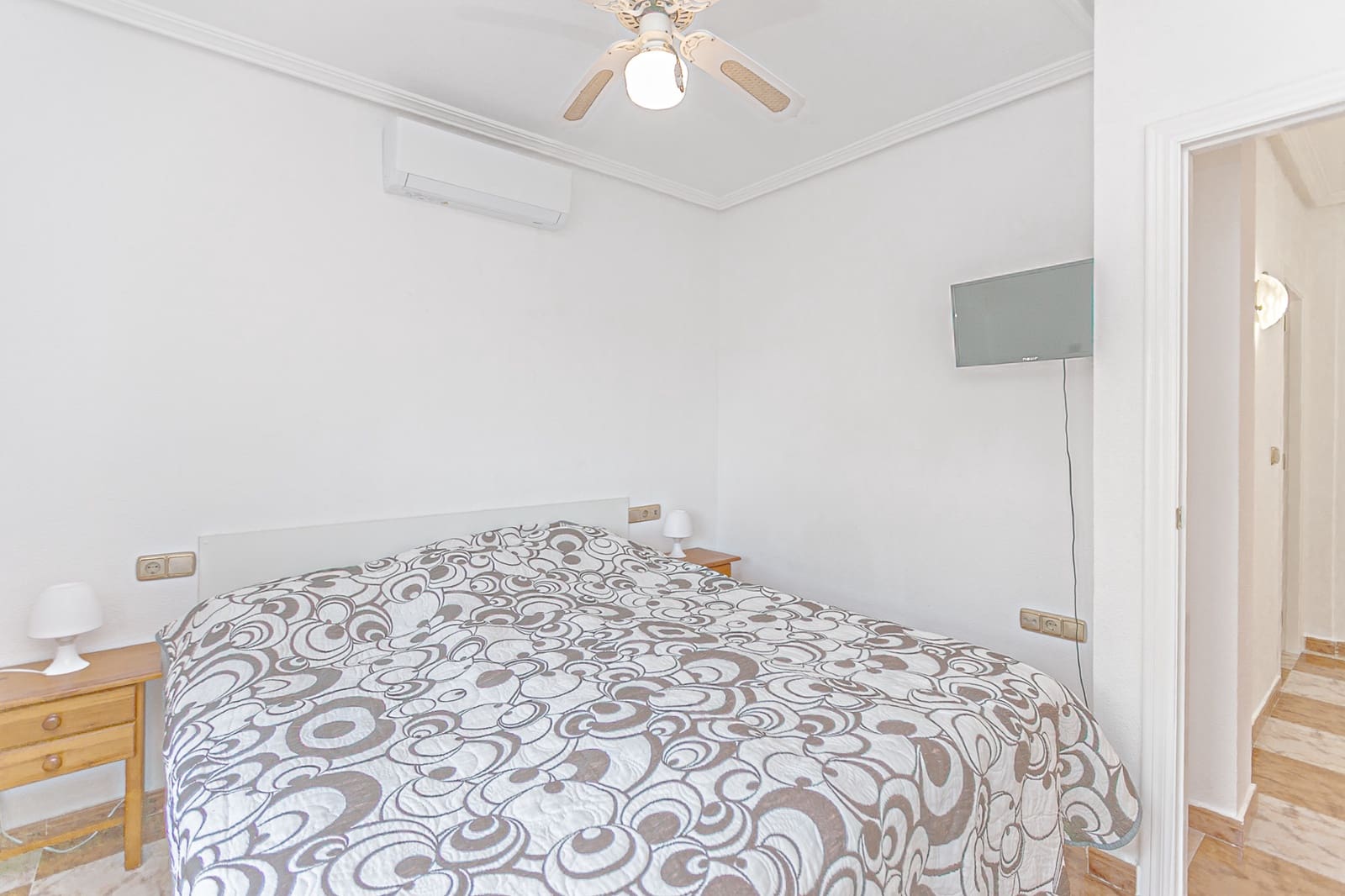 3 slaapkamer Huis te koop in Playa Flamenca met zwembad - € 224.500 (Ref: 9506652)