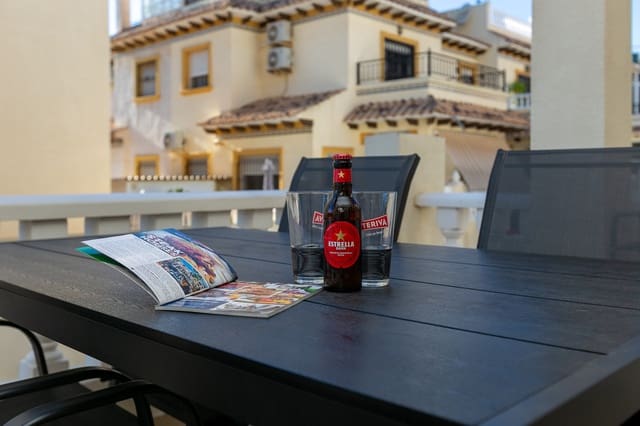 3 slaapkamer Huis te koop in Playa Flamenca, Orihuela met zwembad - € 224.500 (Ref: 9506652)