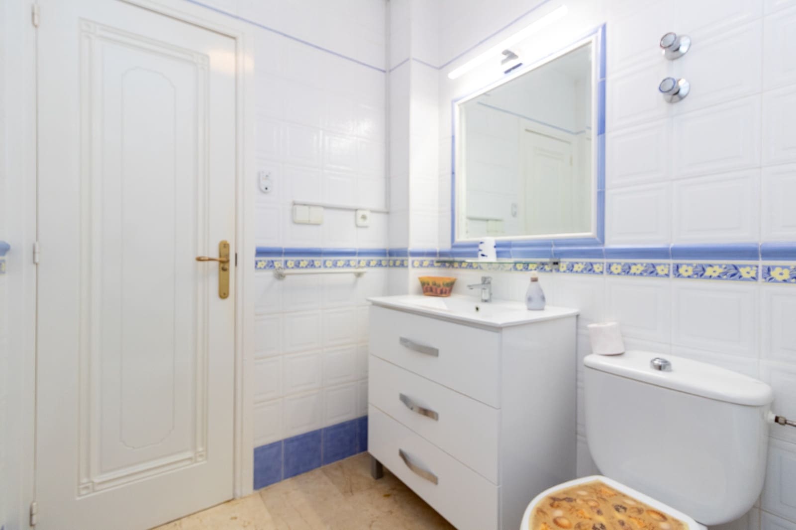 3 slaapkamer Rijtjeshuis te koop in Playa Flamenca met zwembad - € 259.000 (Ref: 9516561)