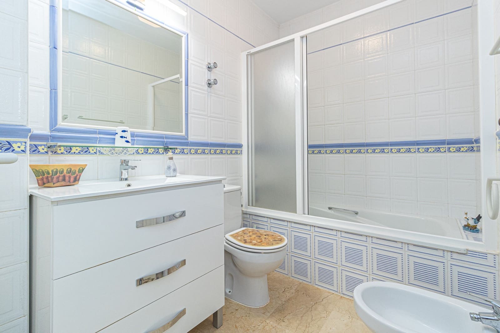 3 slaapkamer Rijtjeshuis te koop in Playa Flamenca met zwembad - € 259.000 (Ref: 9516561)