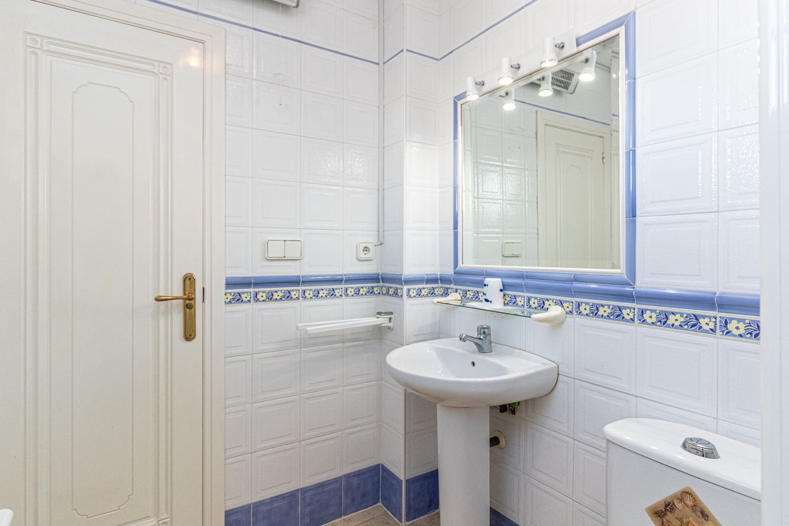 3 slaapkamer Rijtjeshuis te koop in Playa Flamenca met zwembad - € 259.000 (Ref: 9516561)